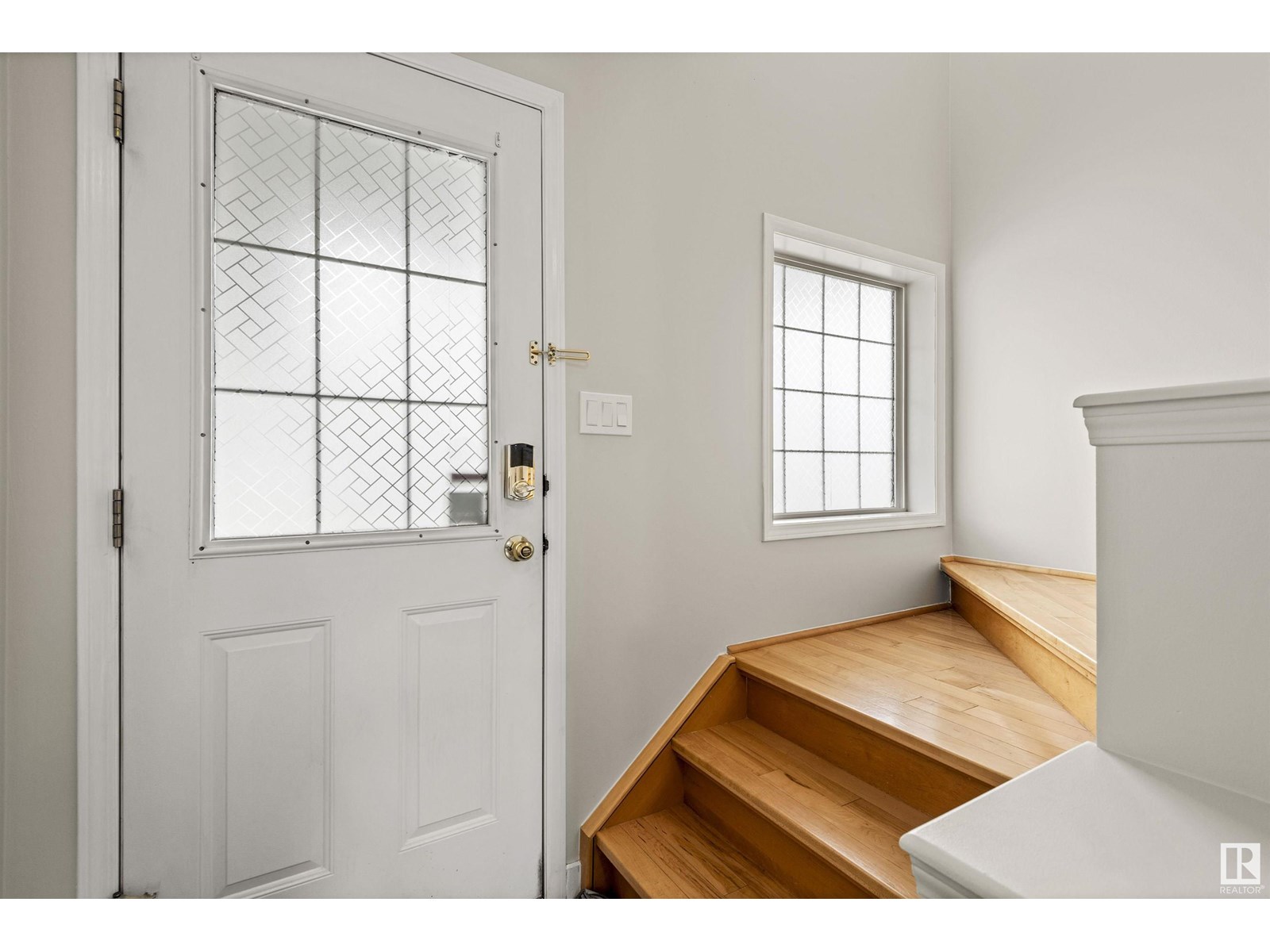 #39 15215 126 ST NW