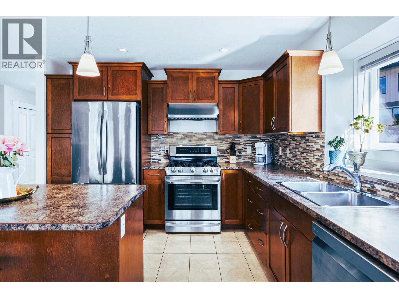 12801 Lake Hill Drive