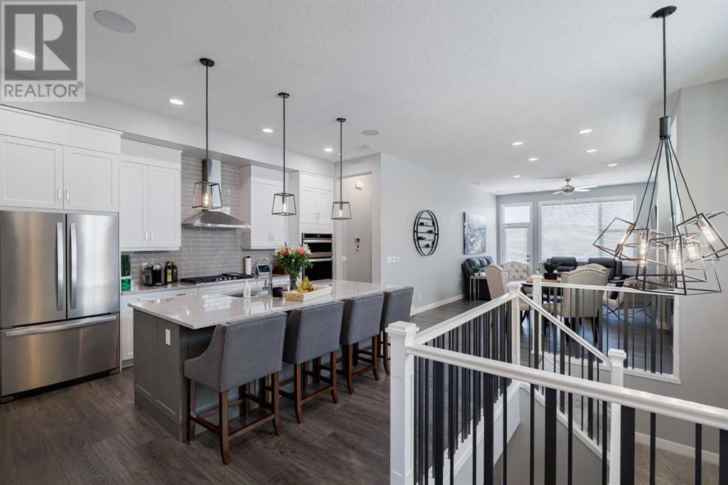 21 Crestridge Bay SW