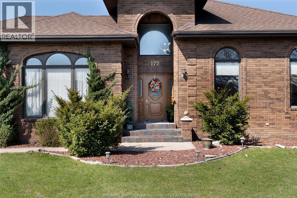 172 POINTE WEST