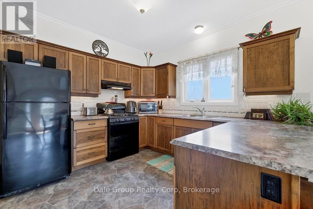 97 ST PATRICK STREET W