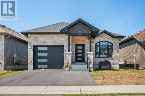 60 POTTER DRIVE Loyalist (Odessa) ON K0H2H0