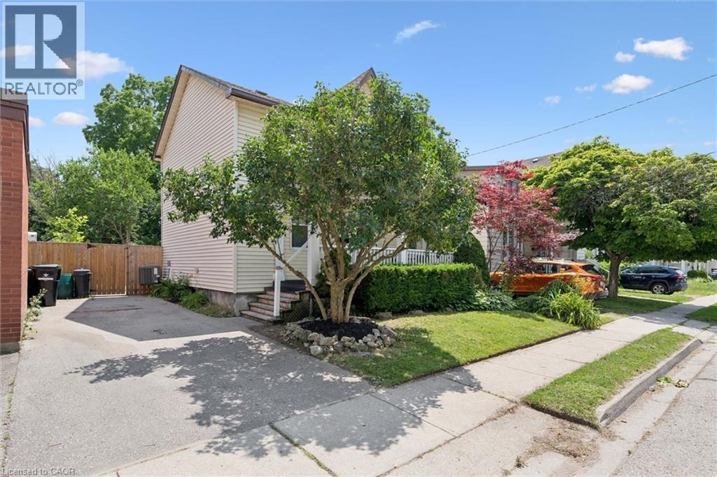 5 VICTORIA Avenue