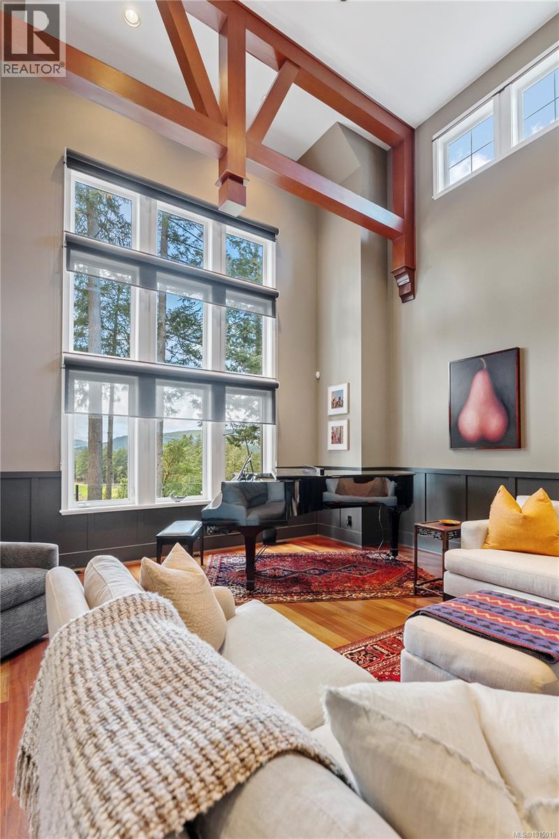 2212 Island Falls Pl