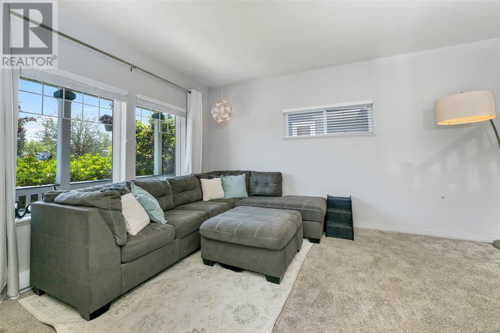 101 Stoneridge Close