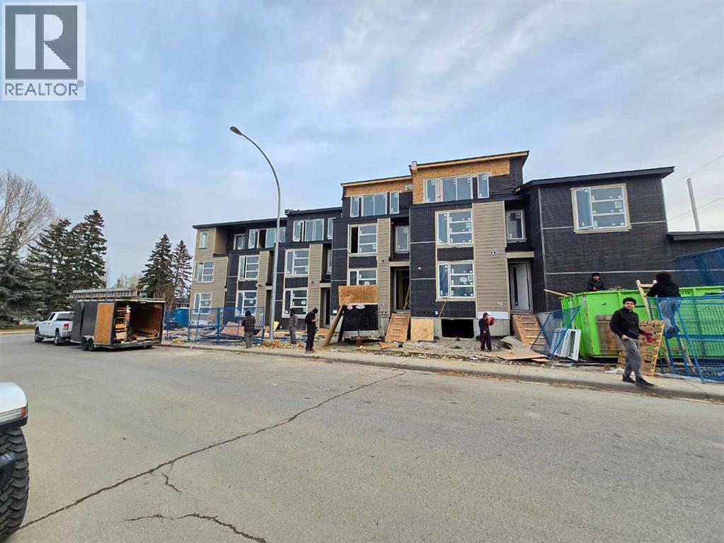 4767 Montana Crescent