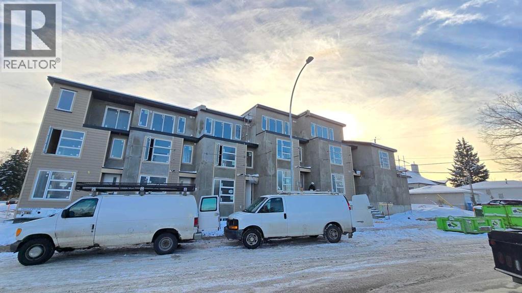 4767 Montana Crescent