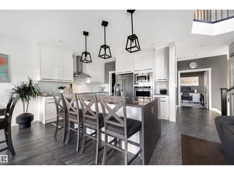 4915 38 ST Beaumont AB T4X0C3