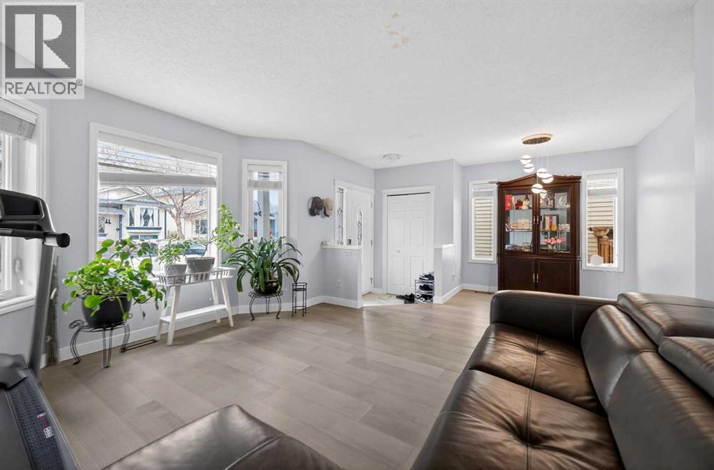 35 Erin Green Place SE