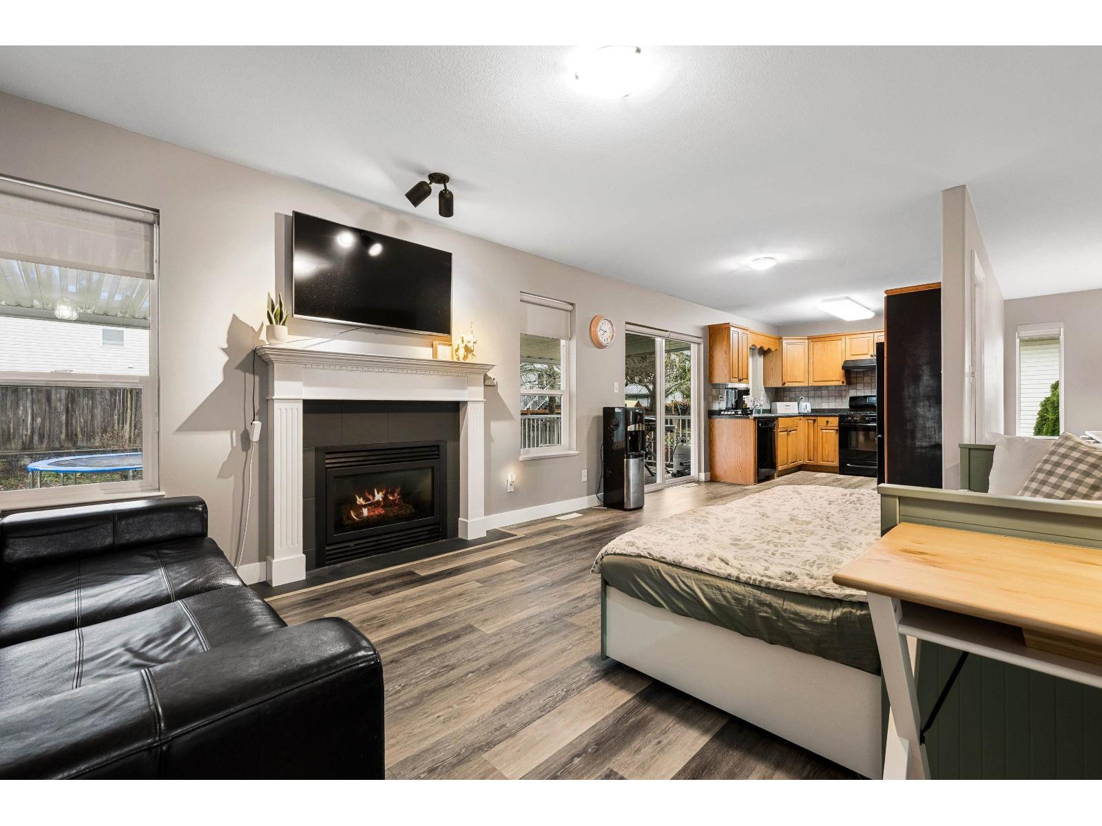 5642 THORNHILL STREET|Promontory