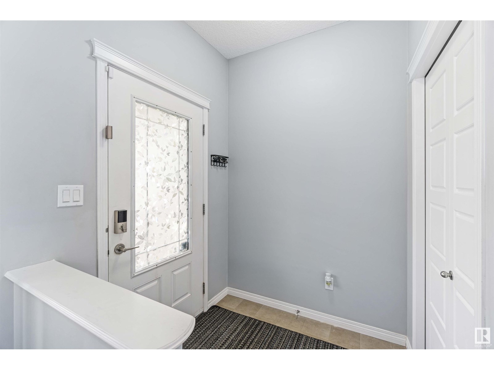 21803 99 AV NW