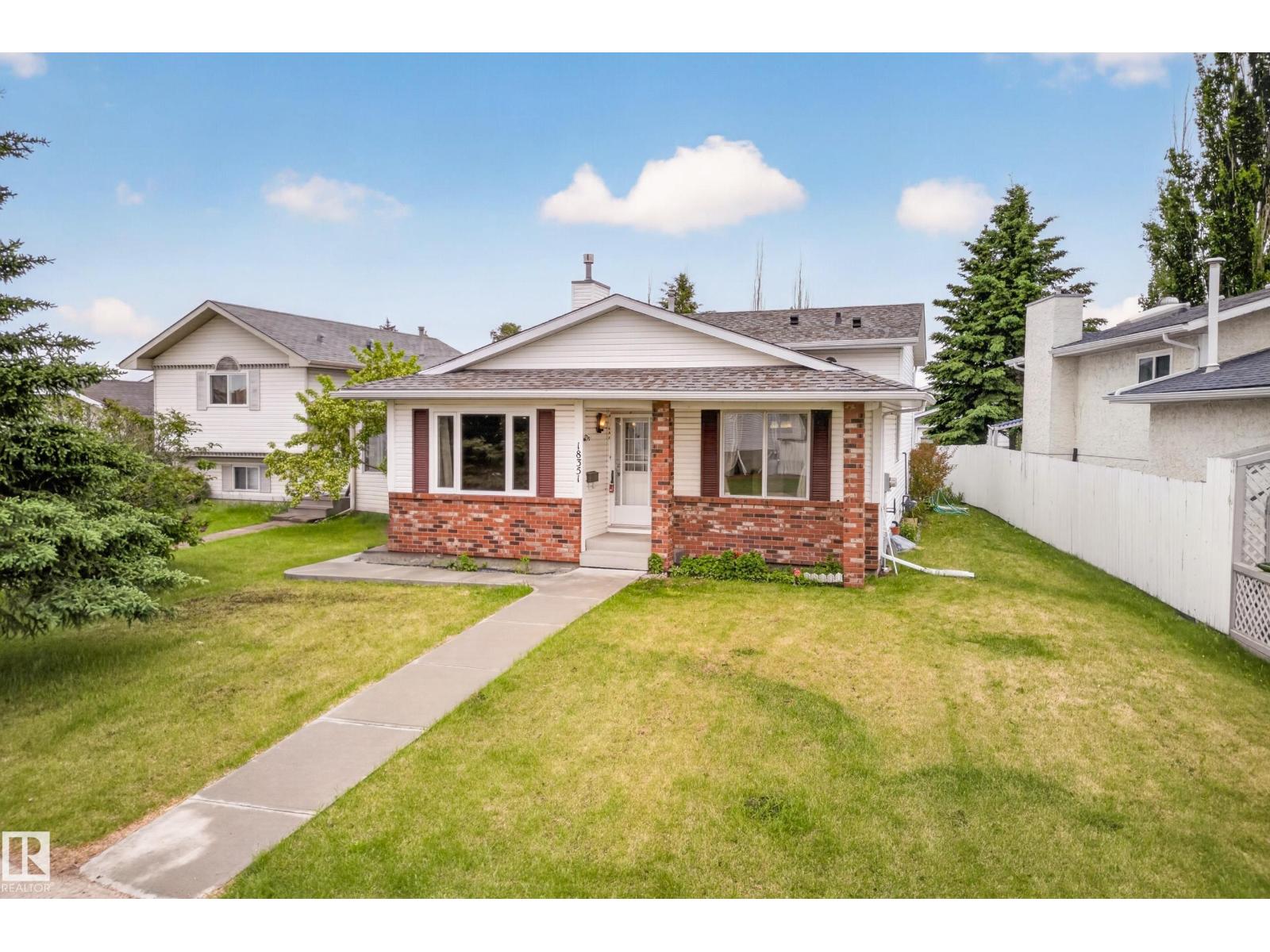 18351 77 AV NW