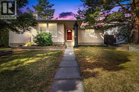 968 Bracewood Rise SW Calgary AB T2W3C9