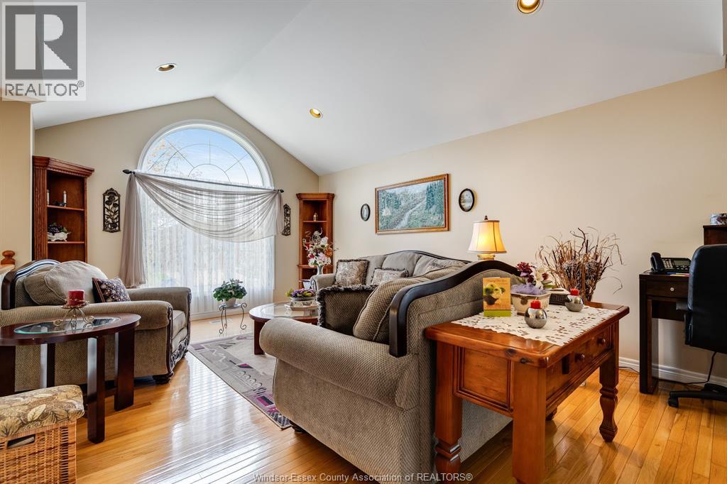 25 Regatta DRIVE