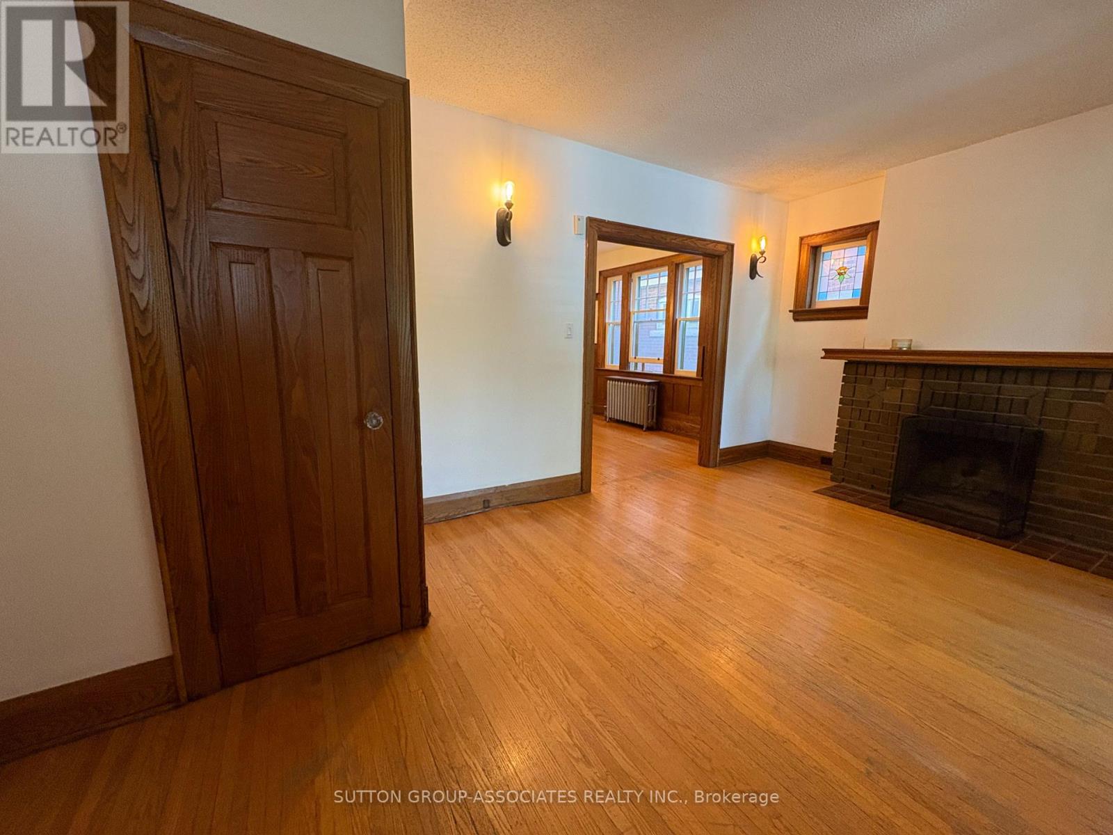 MAIN FLOOR - 191 ARLINGTON AVENUE