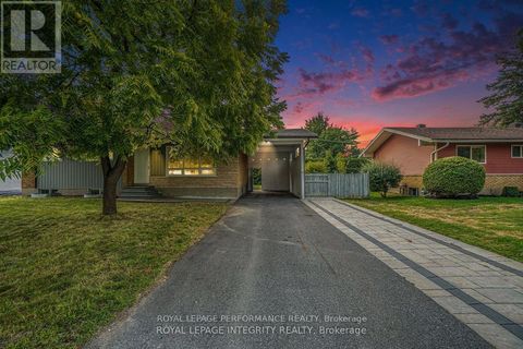 26 MAJESTIC DRIVE Ottawa ON K2G1C7