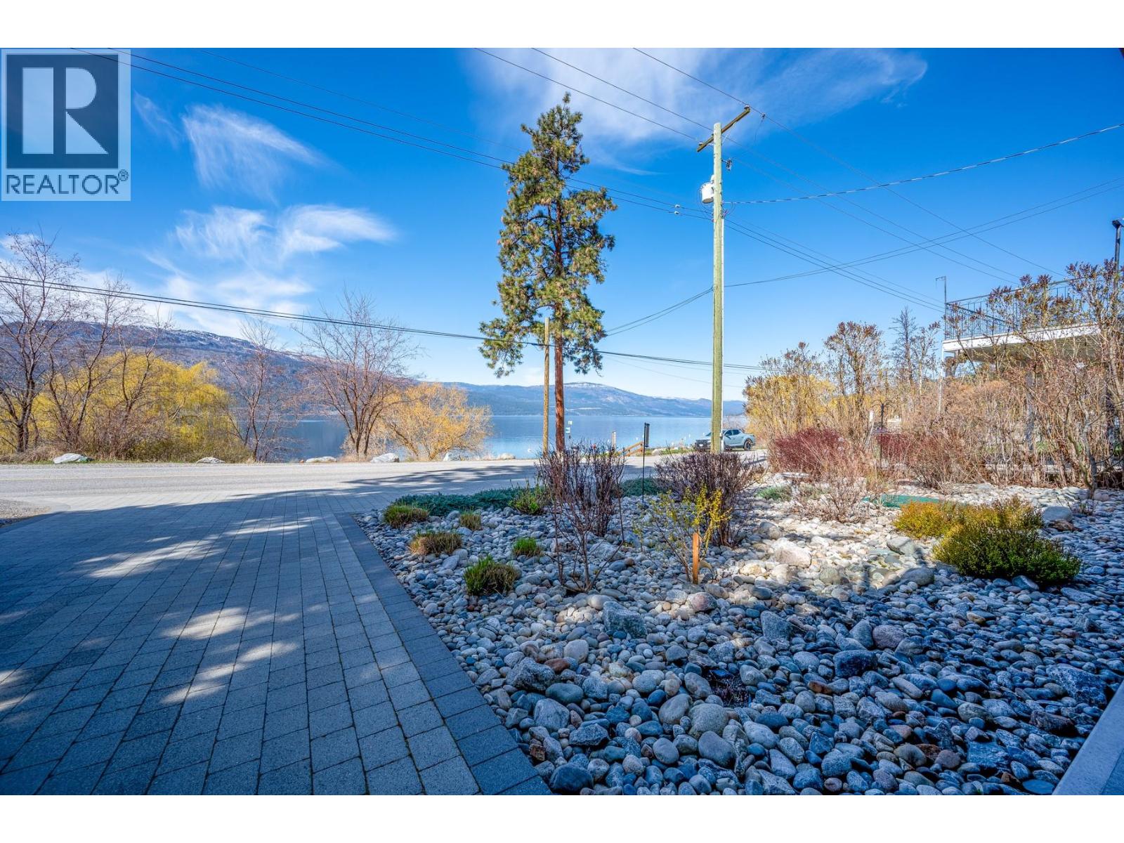 11537 Okanagan Centre Road W