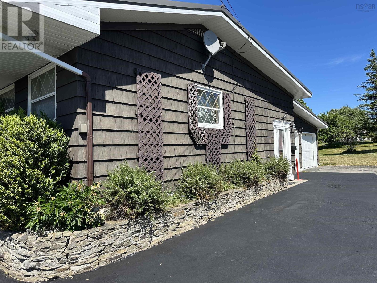 525 Phalen Road