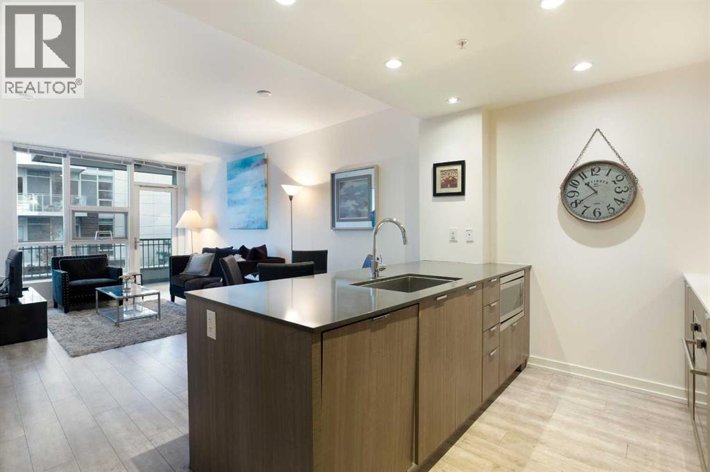 205, 51 Waterfront Mews SW