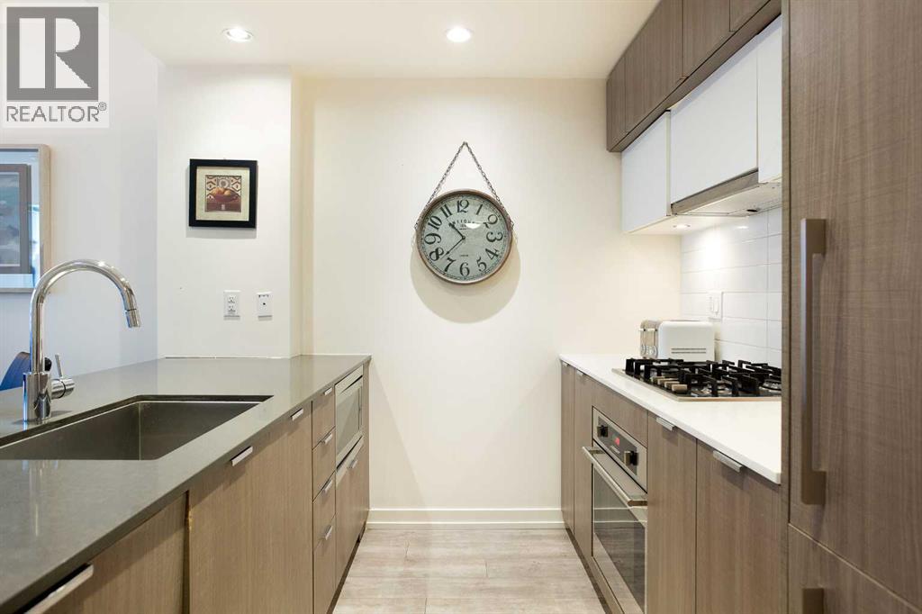 205, 51 Waterfront Mews SW