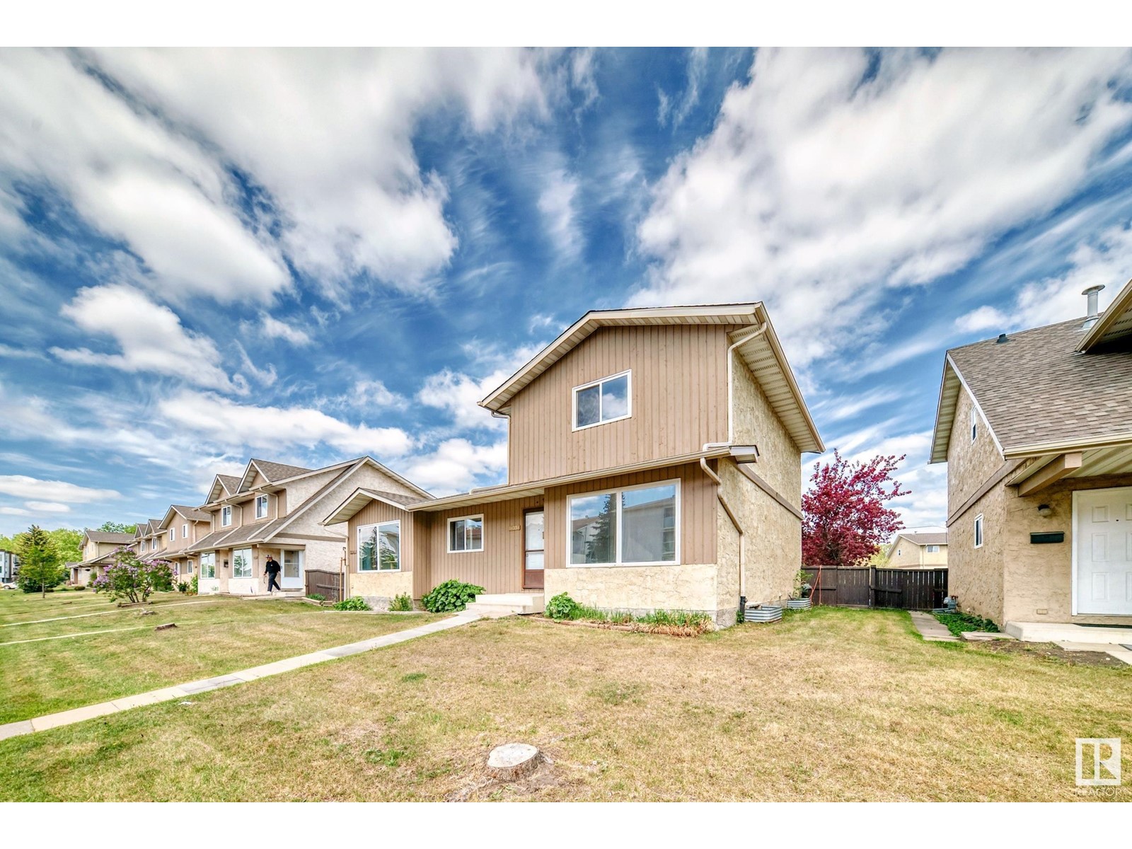 18038 95A AV NW