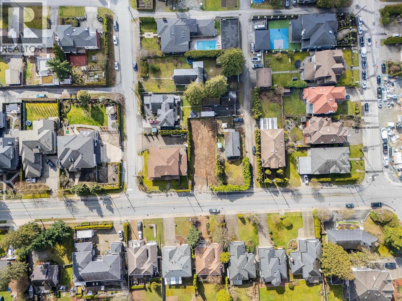 636 ROCHESTER AVENUE