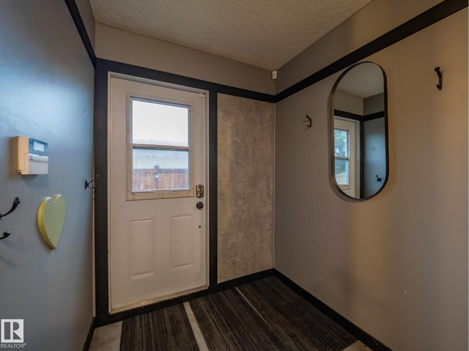 14207 117 ST W NW