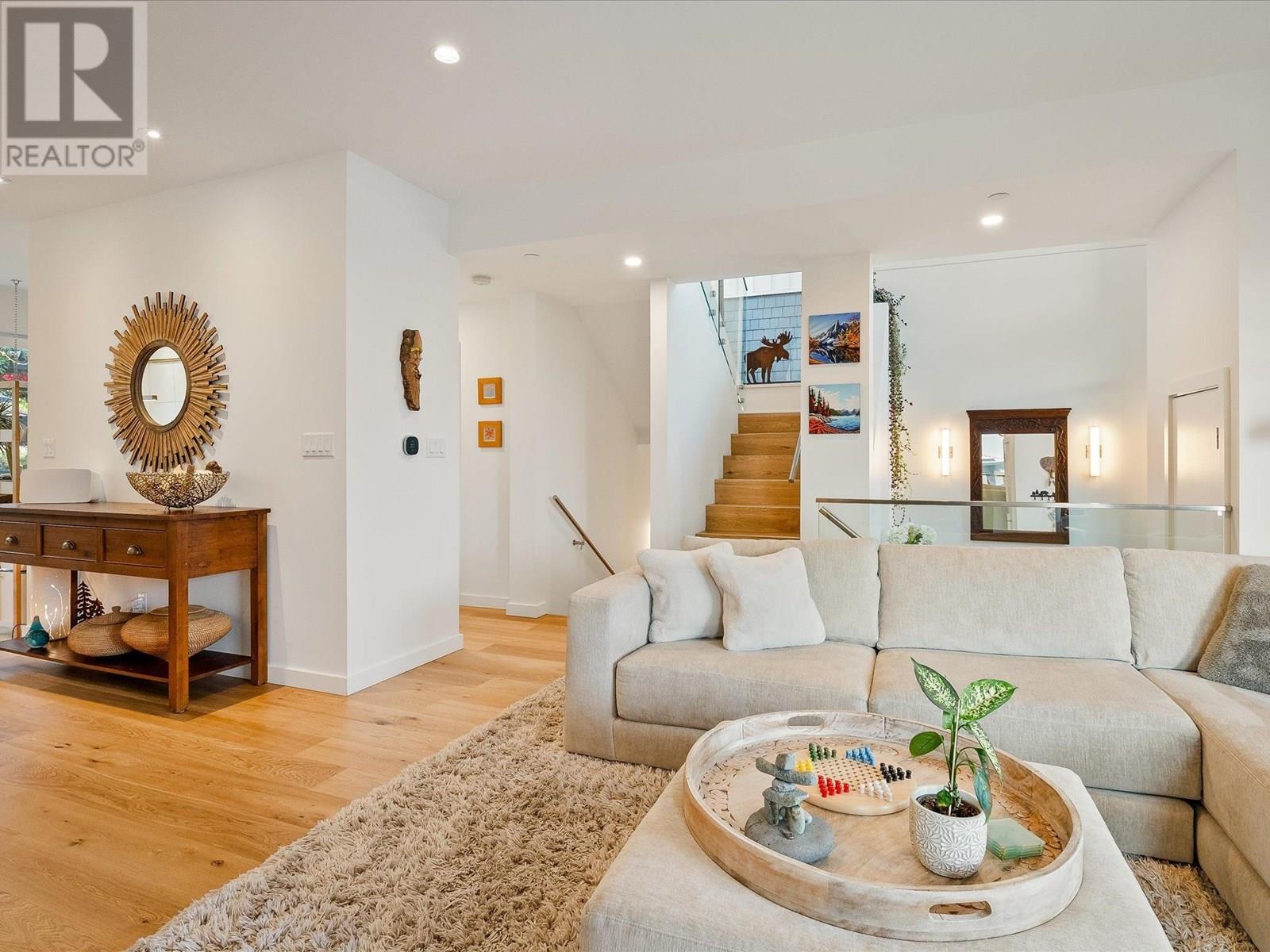2929 SNOWBERRY PLACE