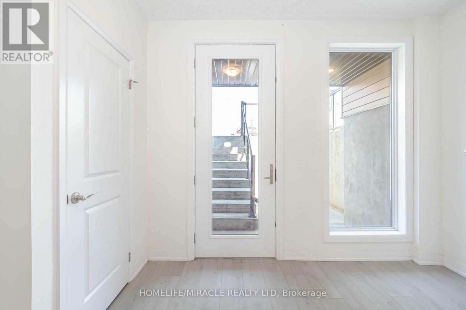 83 - 261 WOODBINE AVENUE