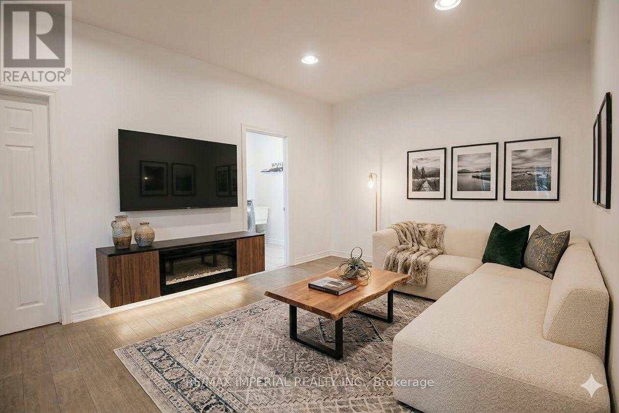 31 SILVER BIRCH STREET