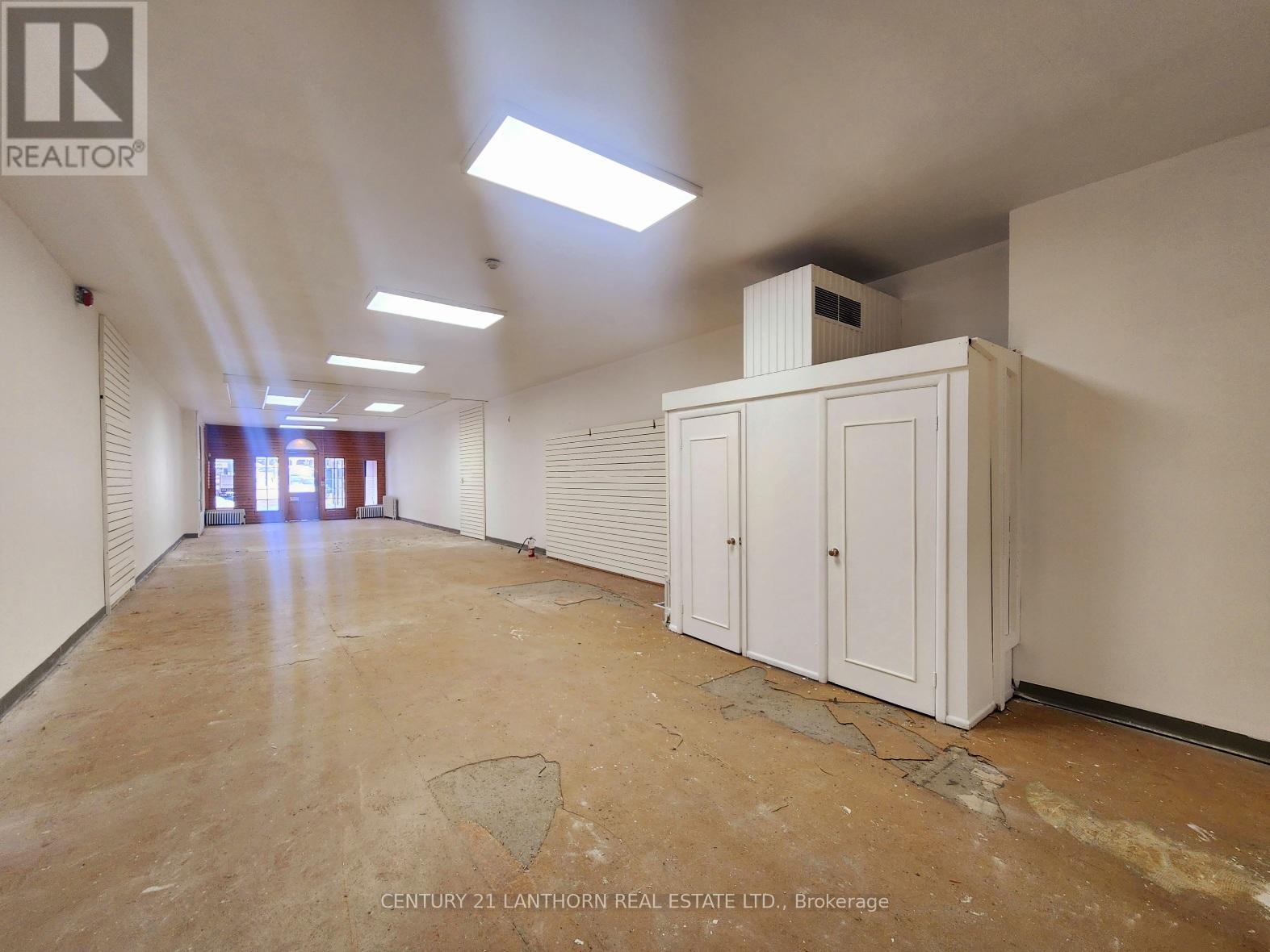 UNIT #1 - 302 FRONT STREET