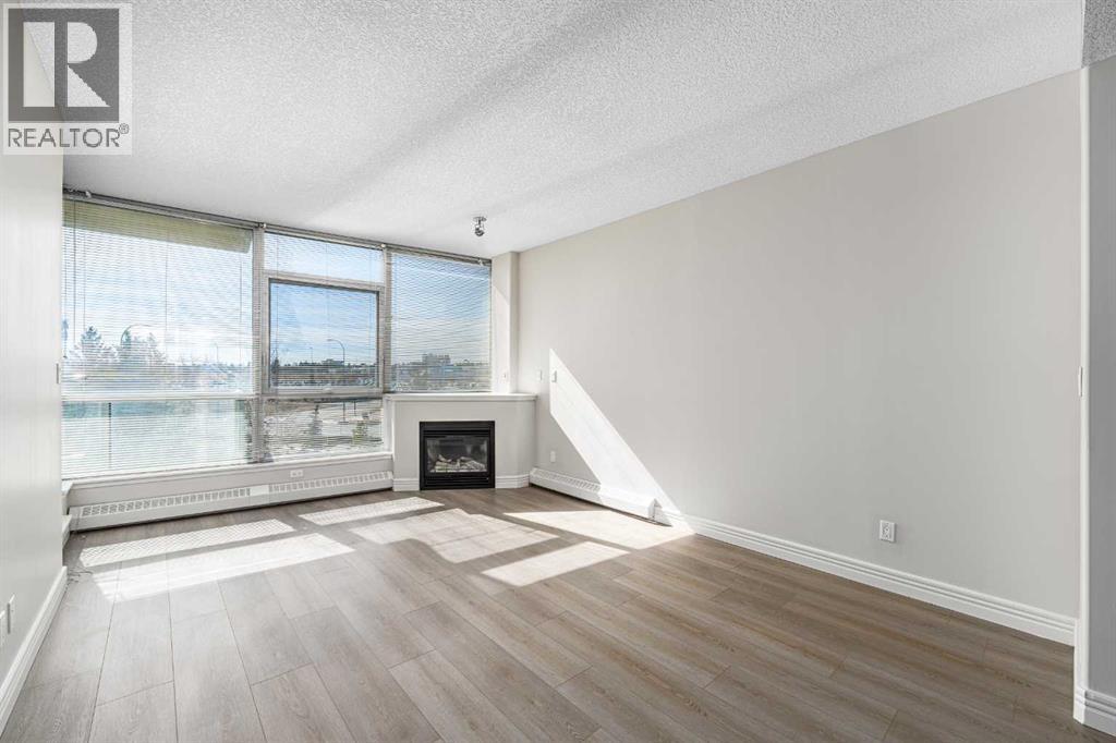 304, 55 Spruce Place SW