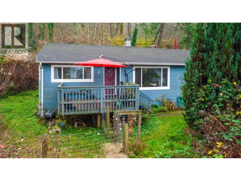 2133 HOPE STREET Port Moody BC V3H2H9