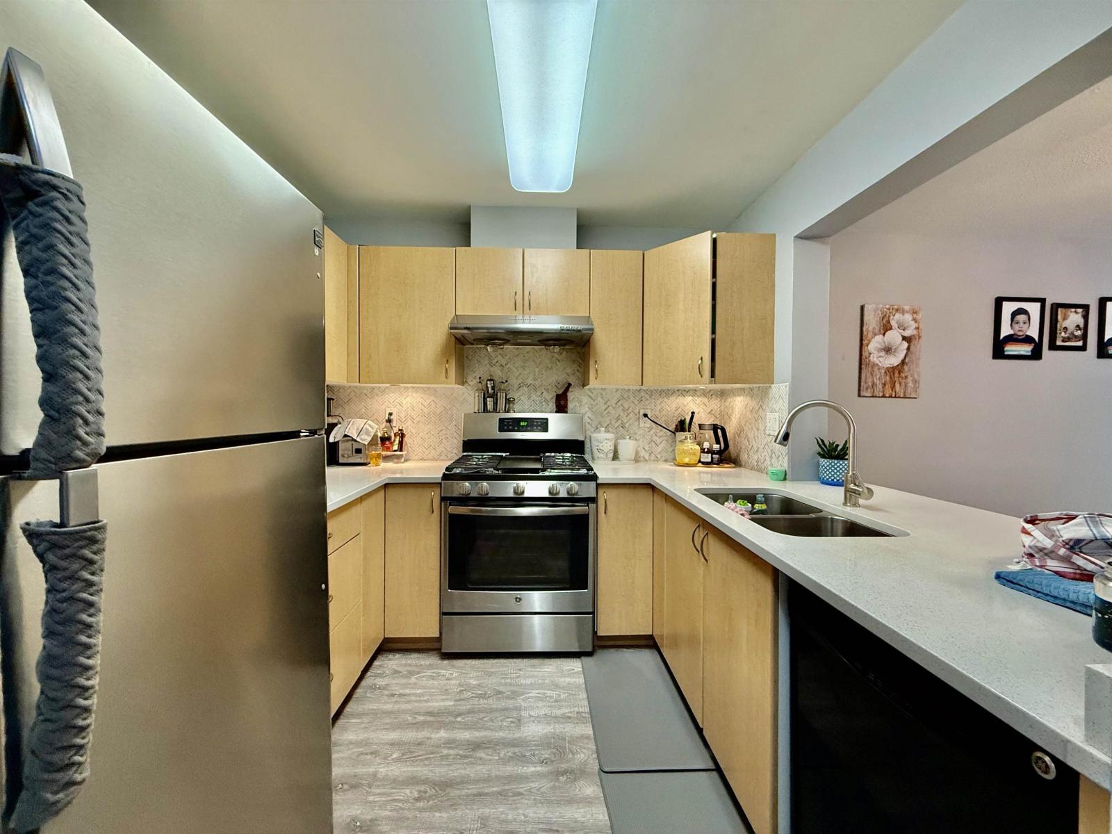 311 15220 GUILDFORD DRIVE