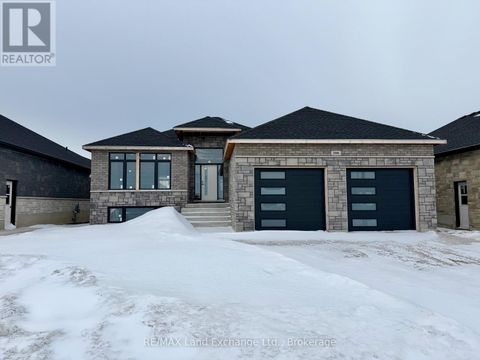 296 RIDGE STREET Saugeen Shores ON N0H2C3