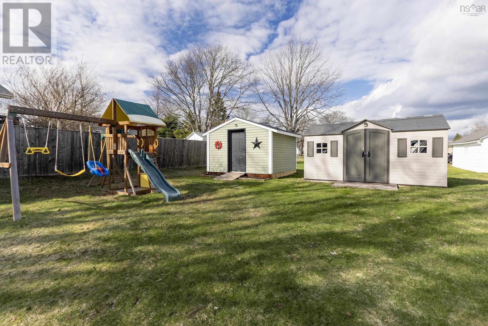 28 Westminster Avenue