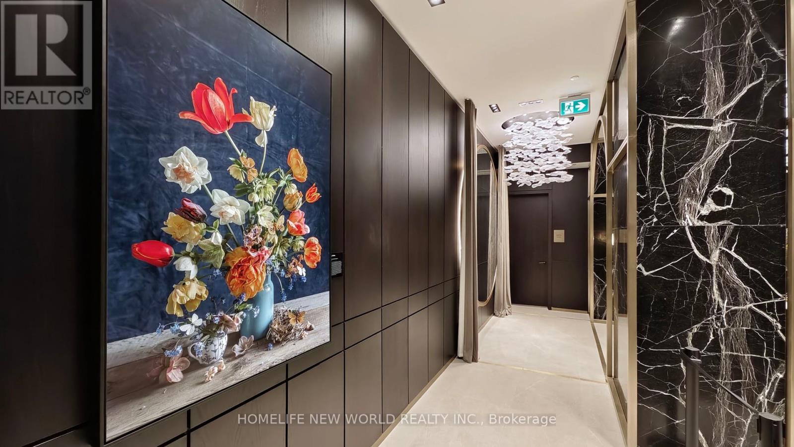 1908 - 771 YONGE STREET