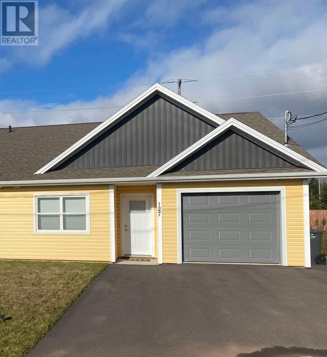 Photo 1 of 4 — 127 Oak Drive, Charlottetown, PE C1A7Y8