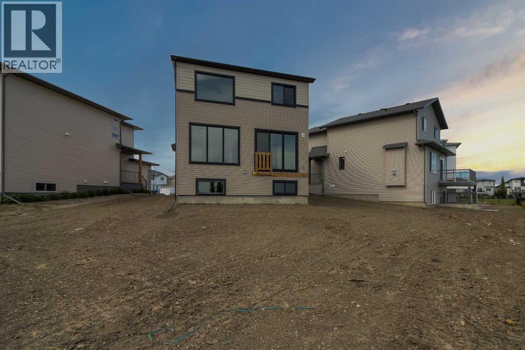 241 Blackwolf Place N