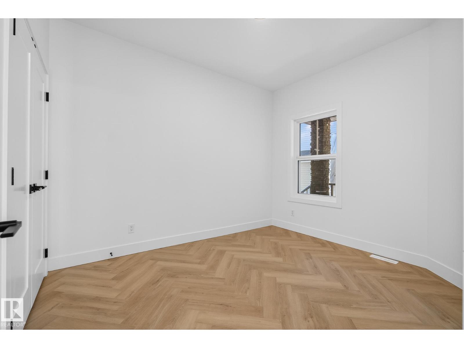 168 Caledon Crescent