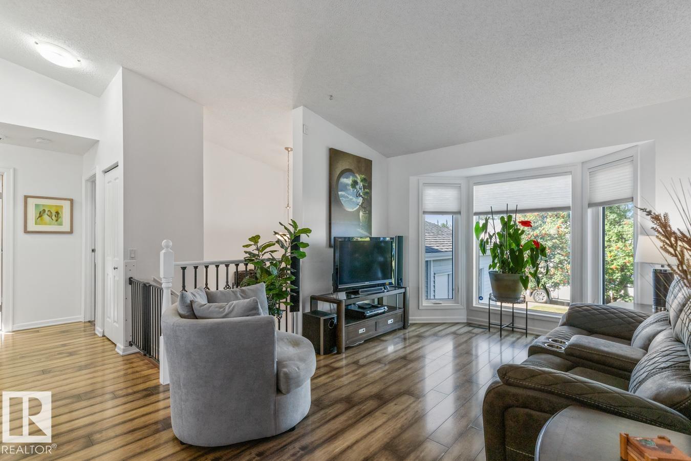 162 DARLINGTON DR