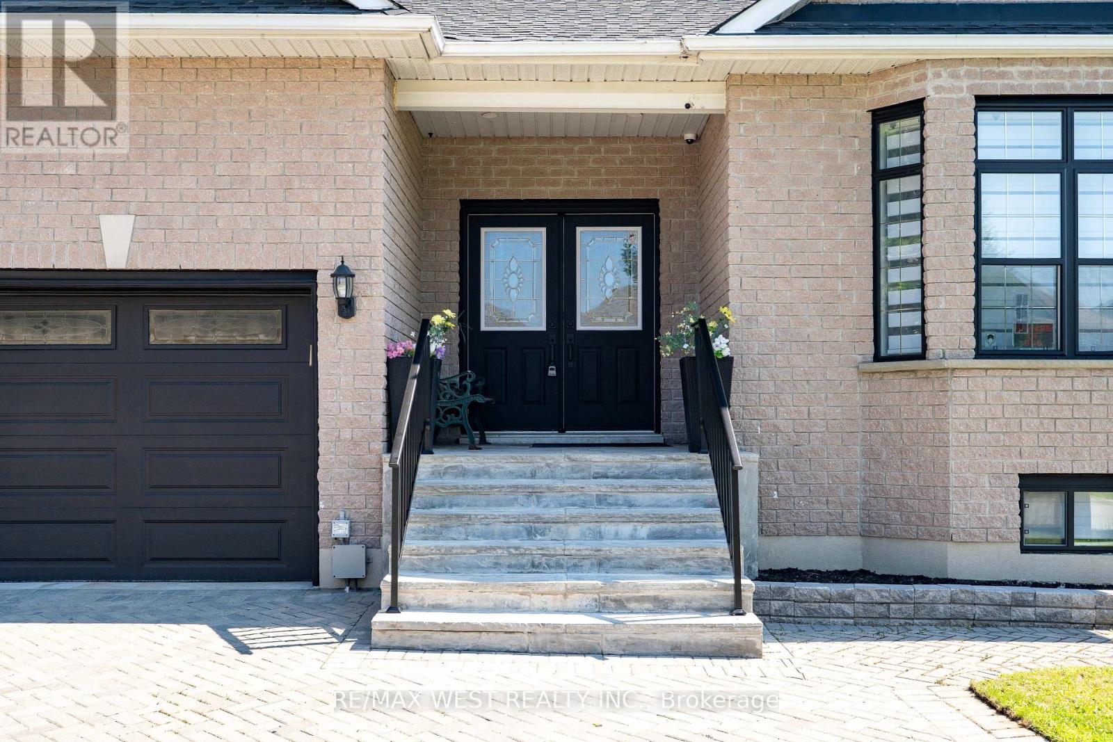 3163 ROLLING STONE COURT