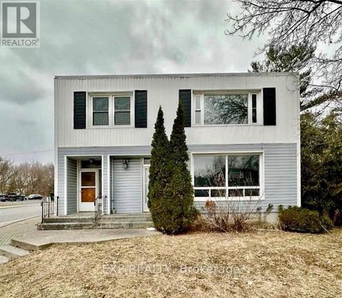 1504 STITTSVILLE MAIN STREET Ottawa ON K2S1B1