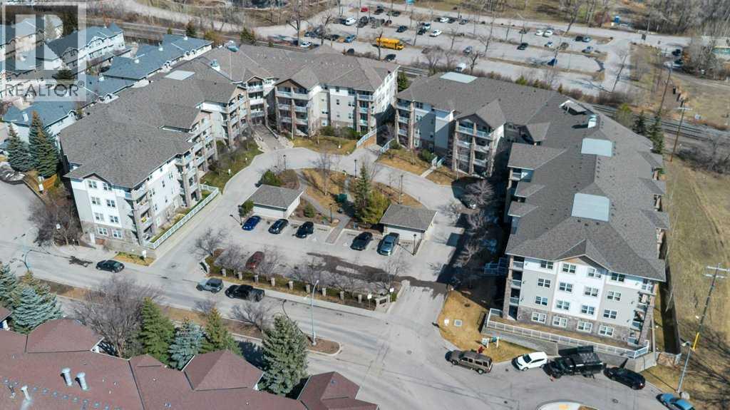 304, 1408 17 Street SE