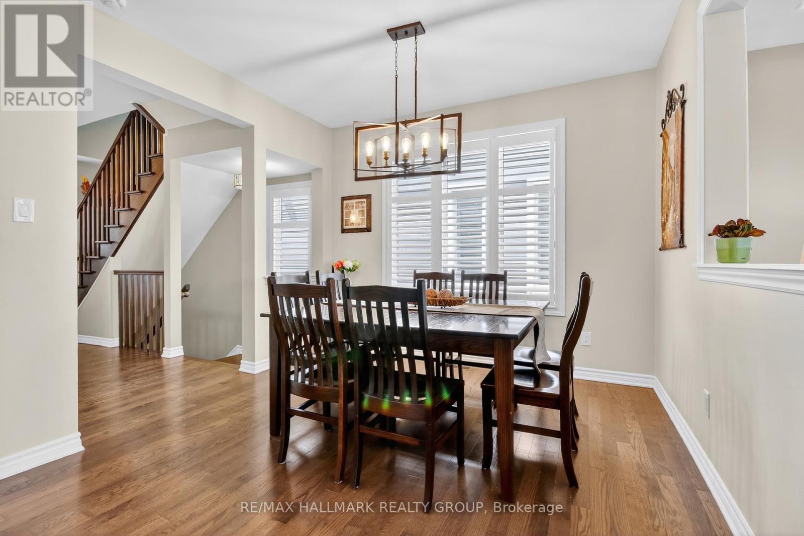 33 SUMMITVIEW DRIVE