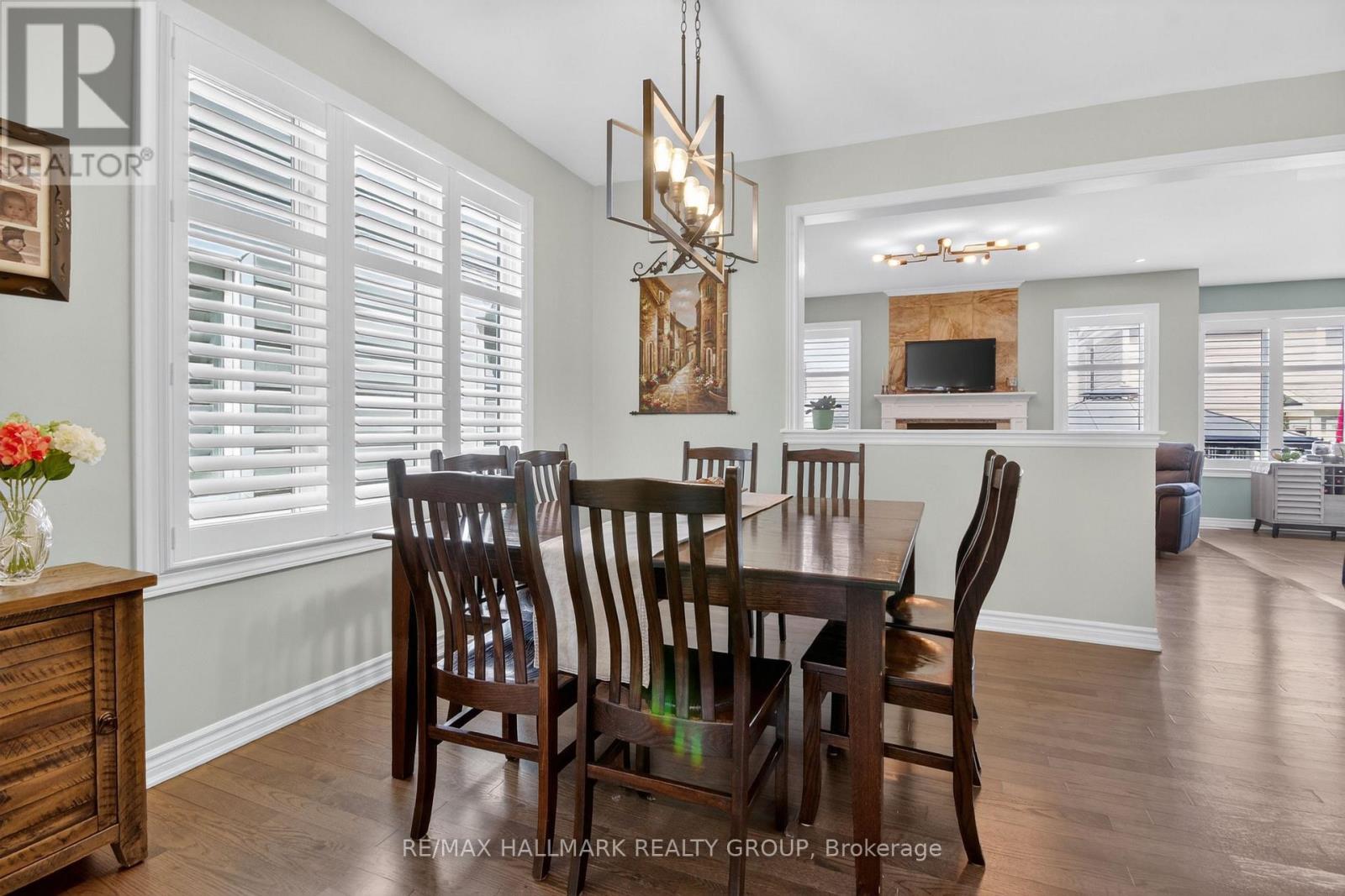 33 SUMMITVIEW DRIVE