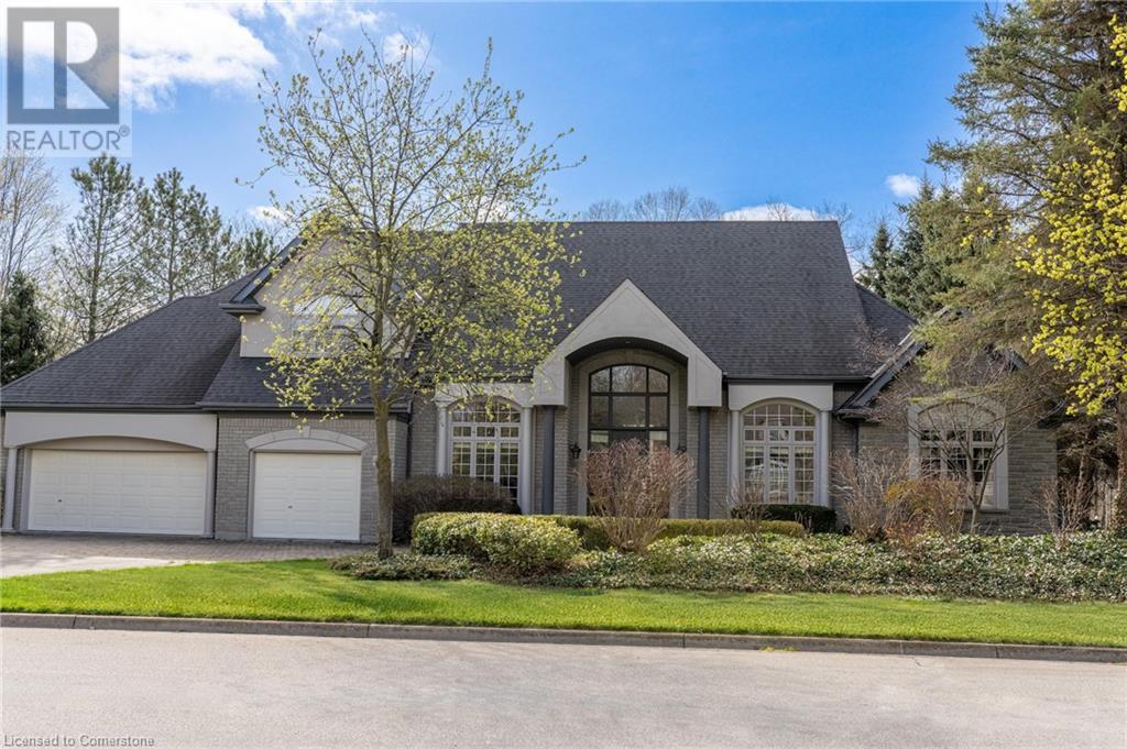 45 PARKSHORE Place