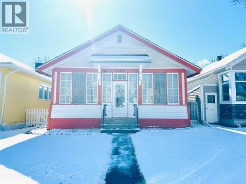 1504 6 Avenue S Lethbridge AB T1J1B1