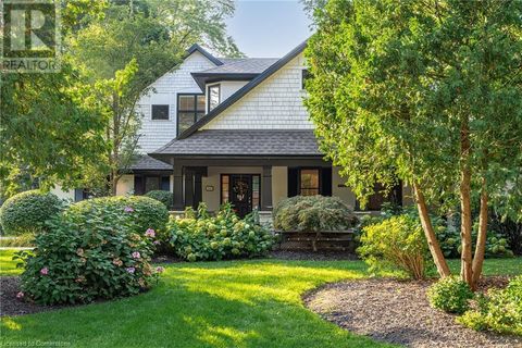 1247 CUMNOCK Crescent Oakville ON L6J2N6