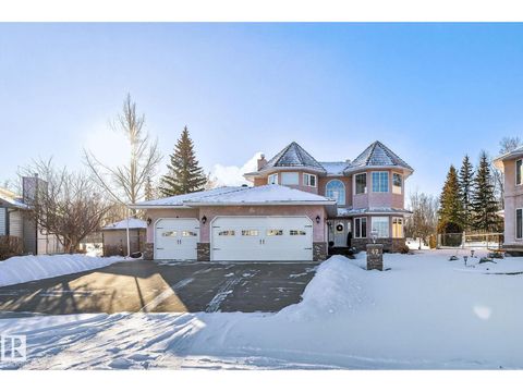 47 Willow Springs CR Sylvan Lake AB T4S1G3